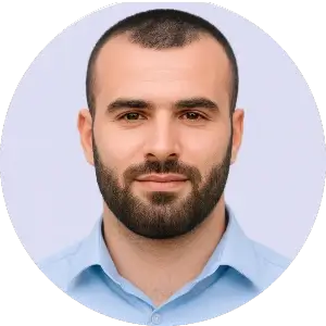 אייקון כותב – נועם יעקב